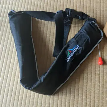 DABADA 수동 팽창식 구명 조끼 블랙
