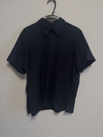 deres 브리짓 / 하프 슬리브 블라우스