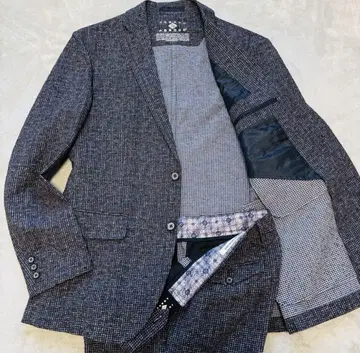 컨디션 최상 2023 모델 JOSEPH ABBOUD 시어서커 수트 현행