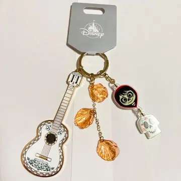 [미사용 새상품] 리멤버 미 디즈니 스토어 키체인 키링