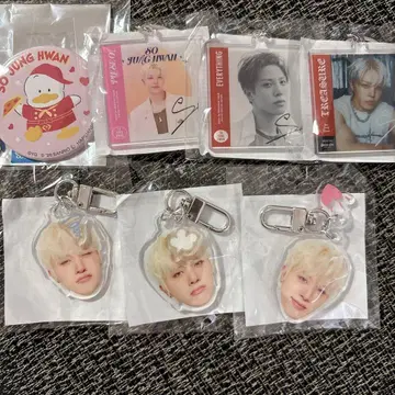 TREASURE 종환 캡슐 토이 묶음 판매 얼굴 아크릴 키링 캔뱃지