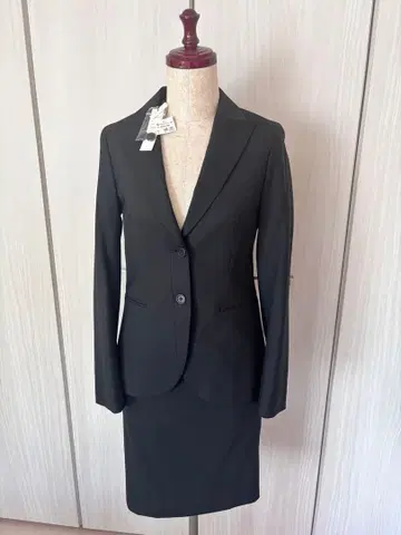 미사용 새상품 Theory 수트 스커트 셋업 블랙 S 사이즈