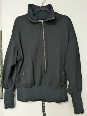 barbell object zip sweat fade 하프 지퍼 맨투맨
