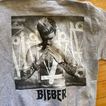 [가격 인하] 저스틴 비버 후디 S 사이즈