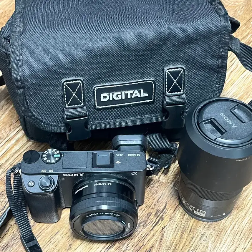 소니 A6400 미러리스 카메라 블랫