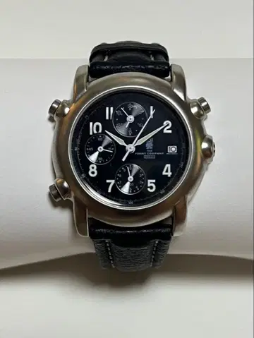 크로노그래프 블랙 가죽 손목시계