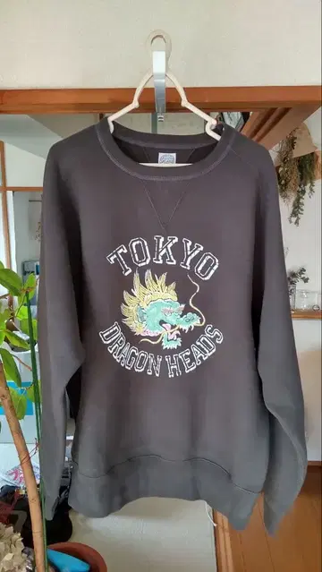 JELADO TOKYO DRAGON HEADS 맨투맨 40