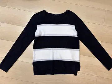 INDIVI 스트라이프 니트 스웨터 사이즈 38