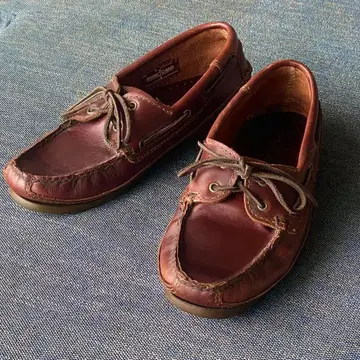 미네통카 브라운 가죽 데크 슈즈