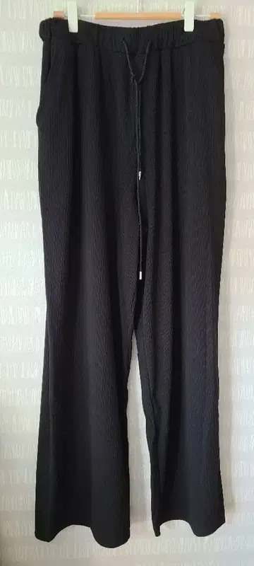 DHC 크레이프 저지 팬츠