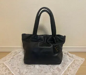 FURLA 훌라 블랙 가죽 토트 숄더백 F 로고 참 포함