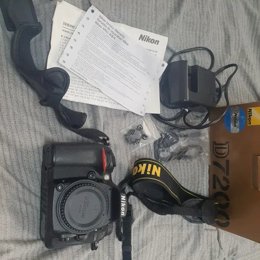 니콘 D7200 DSLR 바디