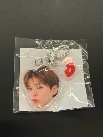 treasure 얼굴 아크릴 키링 아사히