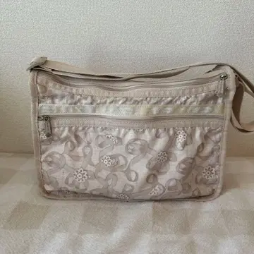 DELUXE EVERYDAY BAG 레스포 숄더