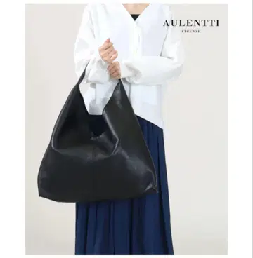 AULENTTI 블랙 가죽 토트백