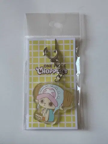 [ ONE PIECE ] CHOPPER S 아크릴 키링 앉아있는