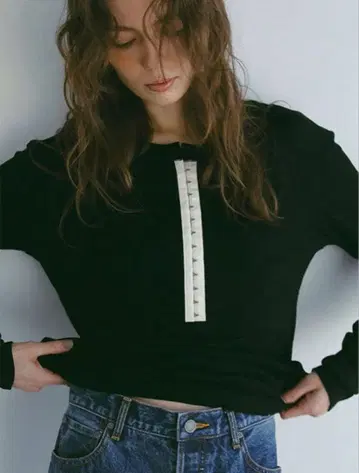 ETRETOKYO 프론트 후크 소프트 풀오버 BLACK