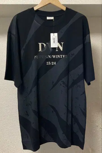 드리스반노튼 T셔츠 L