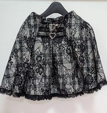 로지타(ROJITA)의 레이스 본딩 하트 링 벨트 스커트 블랙