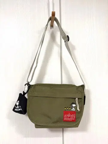 맨해튼 포티지 스누피 콜라보 숄더백