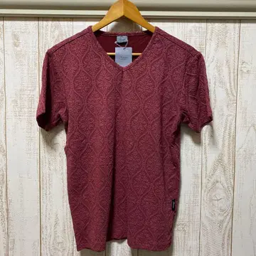 택 포함 새상품 MEN'STENORAS V넥 반팔 티셔츠 와인 계열