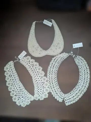 비즈 장식 화이트 탈부착 카라