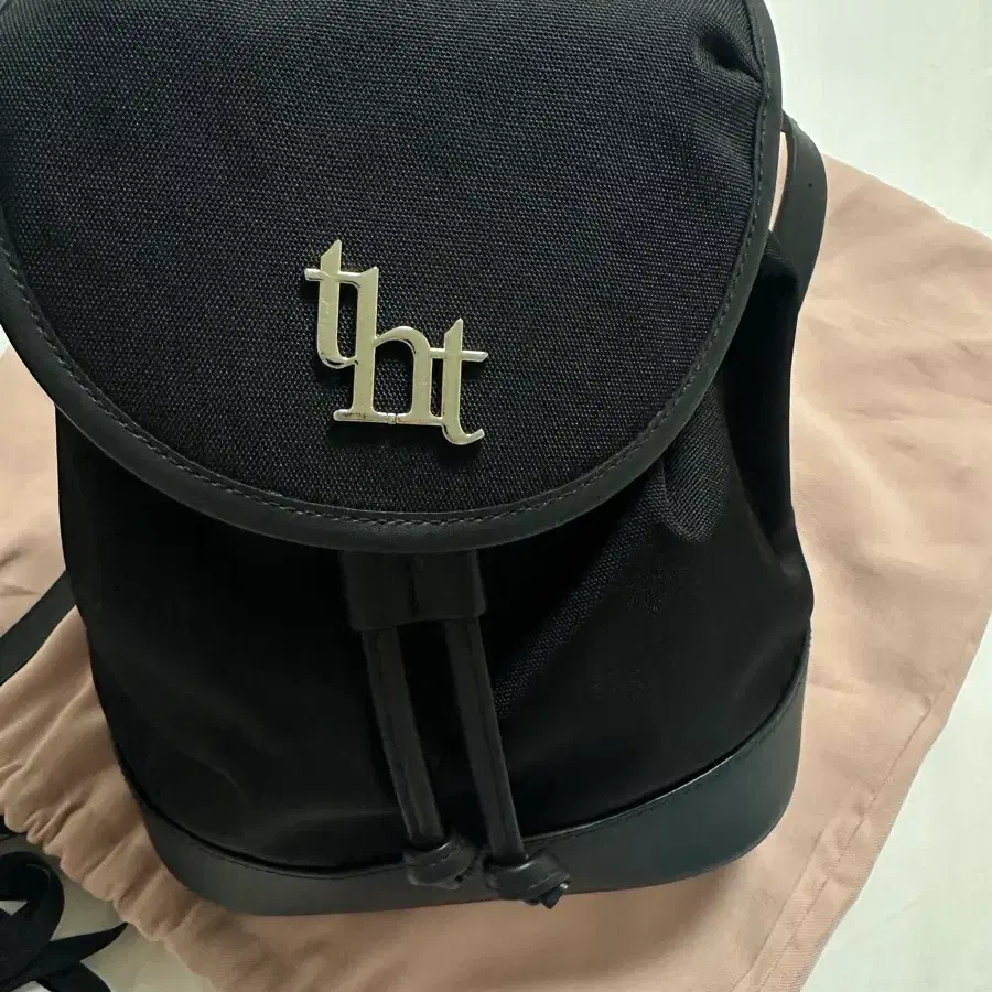 Threetimes Acorn Backpack | Bunjang Global
