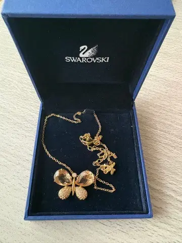스와로브스키 SWAROVSKI 버터플라이 나비 골드 목걸이