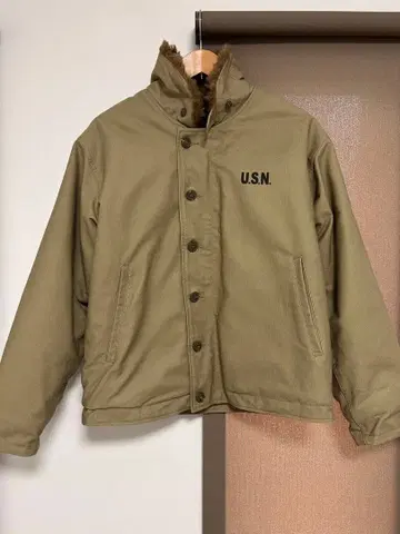 UStype N-1 보아 덱 자켓