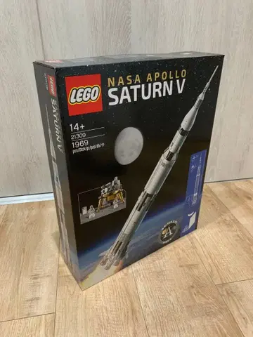 LEGO 아이디어 NASA 아폴로 계획 새턴 V 21309