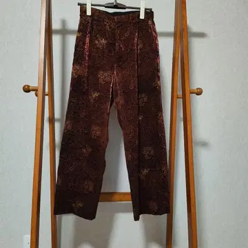 로이스크레용 일본제 다크 레드 꽃무늬 플로키 팬츠 벨벳 랩 스커트 포함