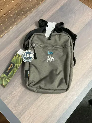 Lee CORDURA 바디백 그레이
