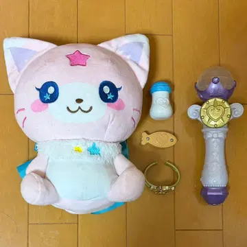 진심마죠퓨어즈 말하는 모코냥, 마죠카크레스트, 마죠카마이크