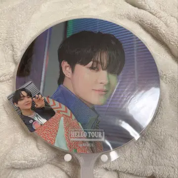 TREASURE 지훈 할로츠 서울콘 부채