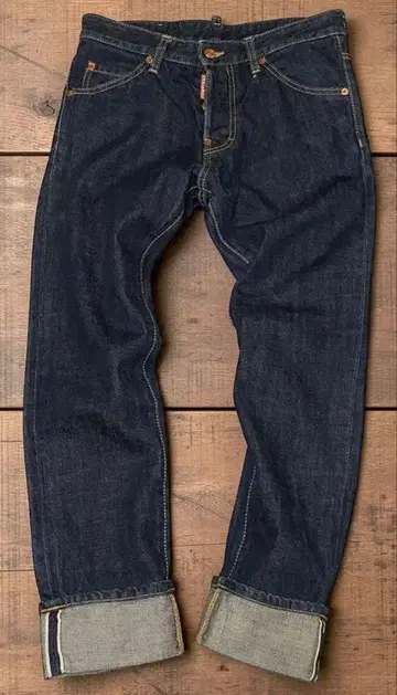 [레어] DSQUARED2 디스퀘어드 다크 네이비 셀비지 적미 44