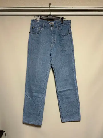 Hanes 라이트 블루 스트레이트 데님