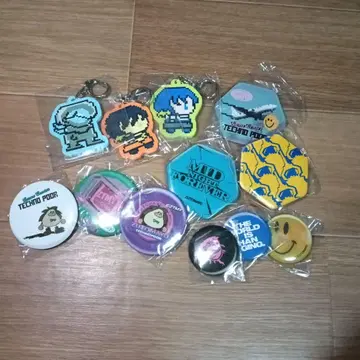 계속 한밤중이면 좋을 텐데 캔 배지 키링 묶음 판매