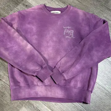 FUTURE ARCHIVE ANTI VINTAGE FADE SWEAT