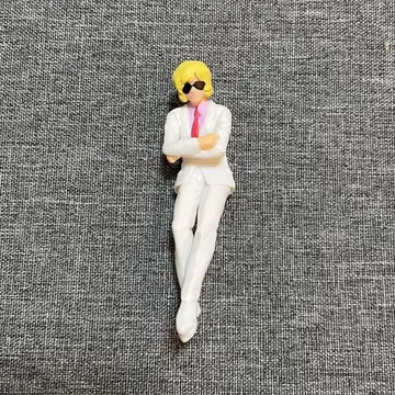 기동전사 건담 시리즈 데스크탑에 샤아가 온다!