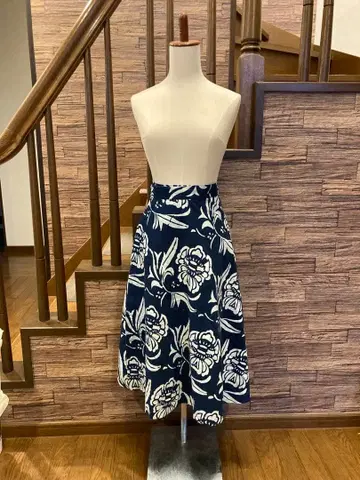 네이비 나염 빈티지 플레어 랩 스커트