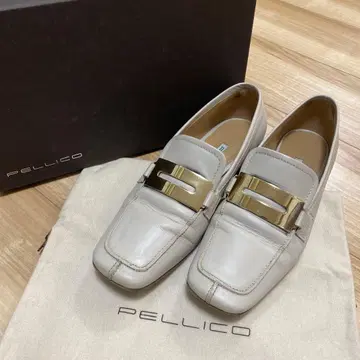 PELLICO 그레이 로퍼 금장 장식 포함