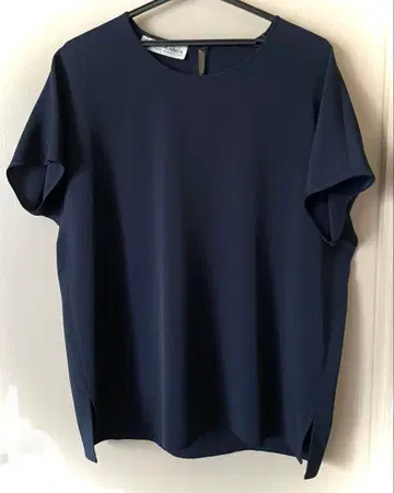 오토 쿠튀르 COSTA BLANCA 실크 블라우스 다크 네이비