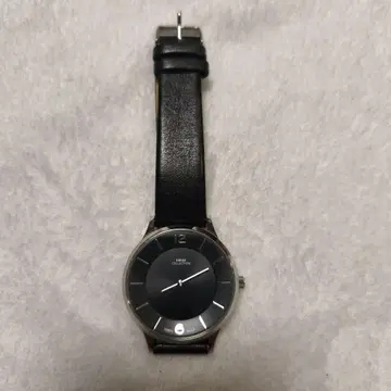 SWISS COLLECTION 블랙 가죽 손목시계