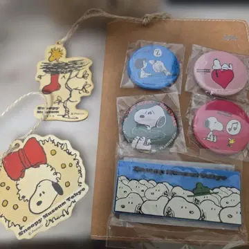 스누피 뮤지엄 캔뱃지 마그넷 오너먼트