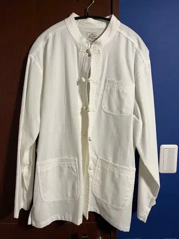 Backers 화이트 자켓 M 사이즈