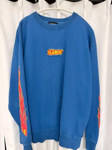 XLARGE FIRE LOGO 크루넥 스웨트 파랑 Lsize