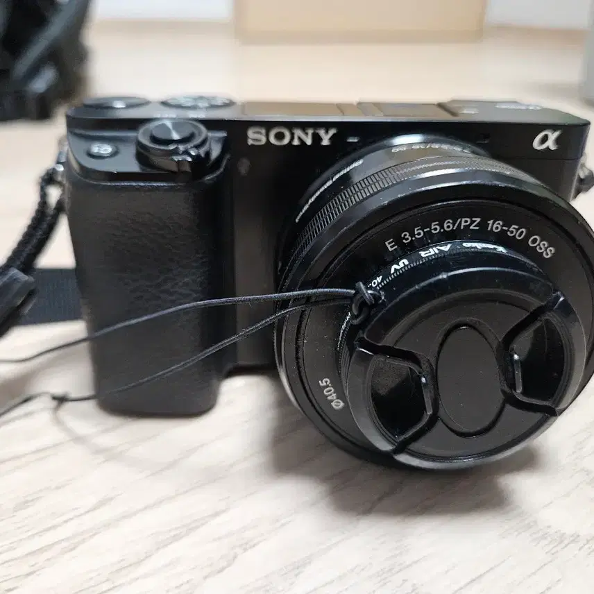 소니 A6100 미러리스 카메라 16-50mm 렌즈