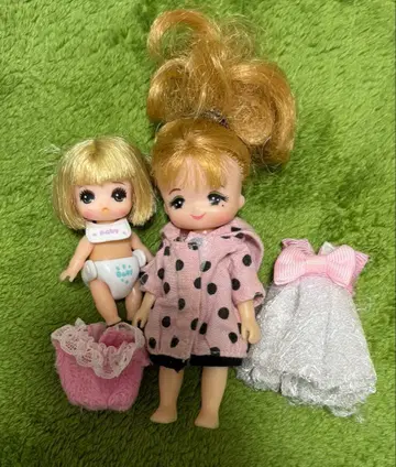 마키짱 미쿠짱 인형 2체와 의상 세트 타카라토미
