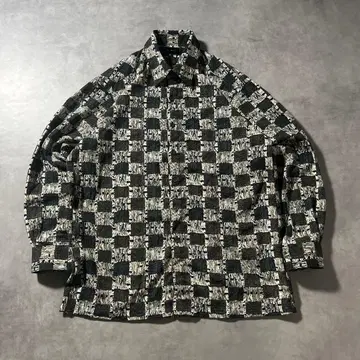 빈티지 베이지 블랙 체크 기하학 무늬 디자인 셔츠