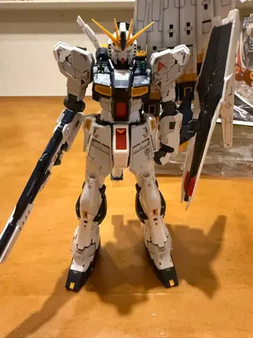 한정판 RG 뉴 건담 핀 판넬 이펙트 세트 본체 조립 완료
